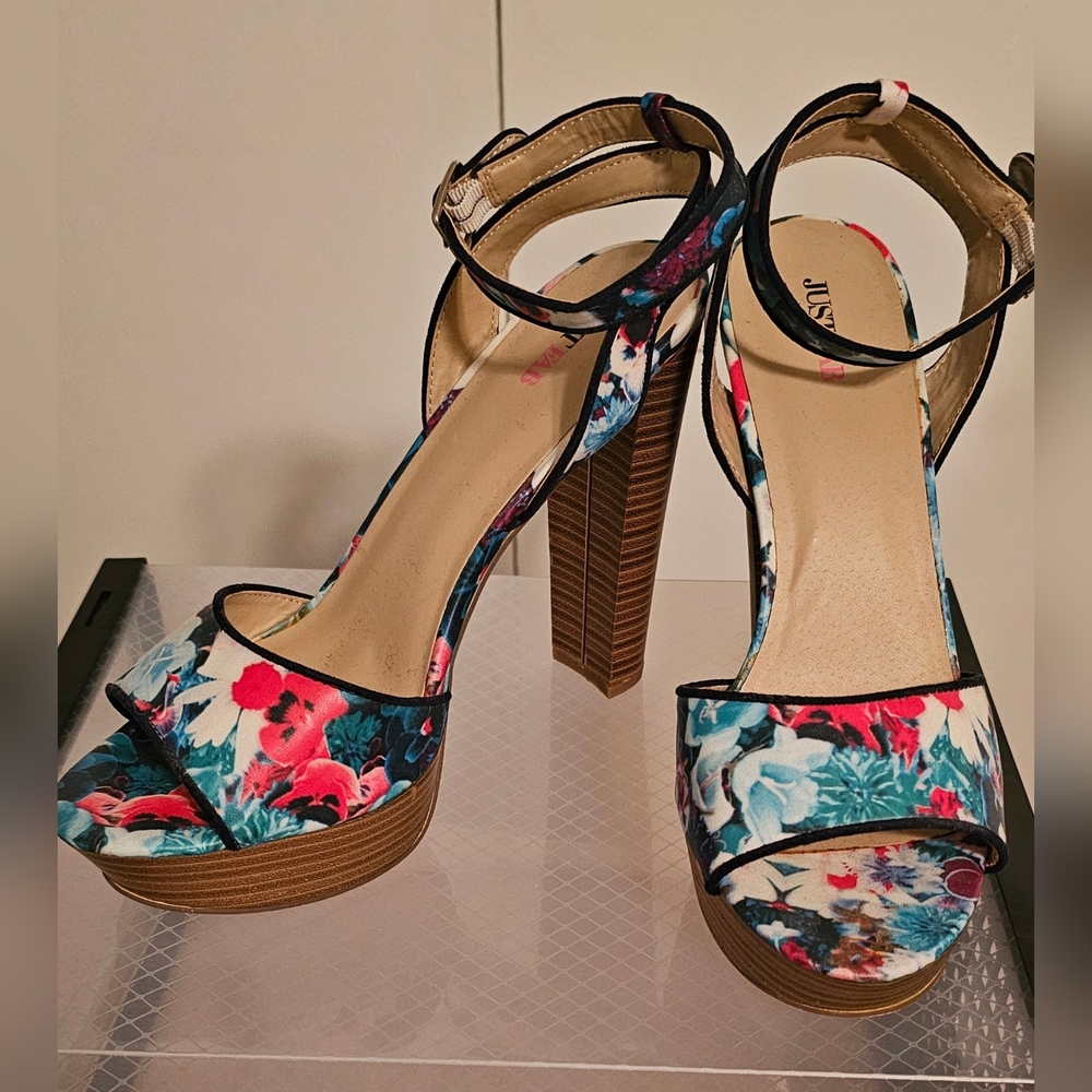 SUPER CUTE AND SUPER SEXY